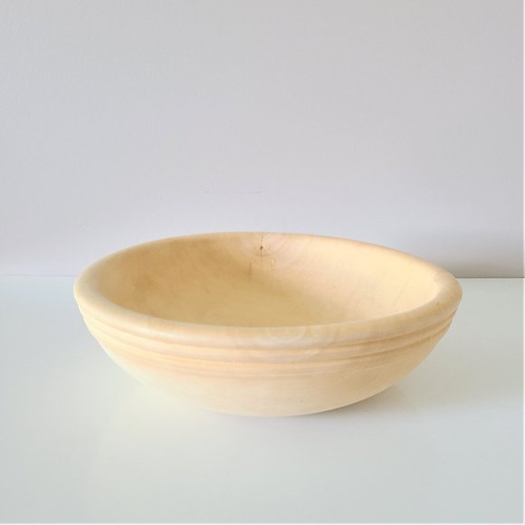Hand made maple fruit or salad bowl. Signed by Artist. - Picture 2 of 8
